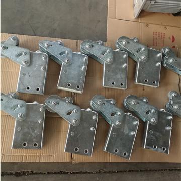 Anti-tilting safety locks for electric hanging scaffolding ZLP630
